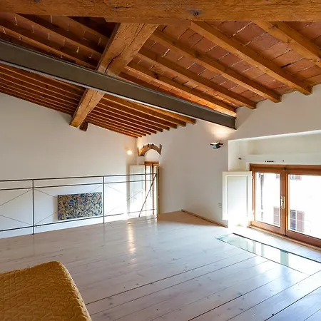 Peruzzi  Charming In Santa Croce Apartament