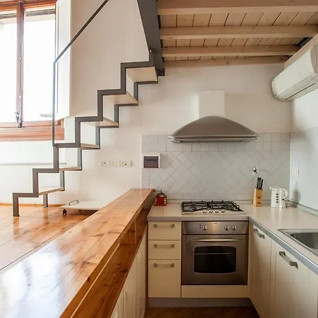 Apartament Peruzzi  Charming In Santa Croce