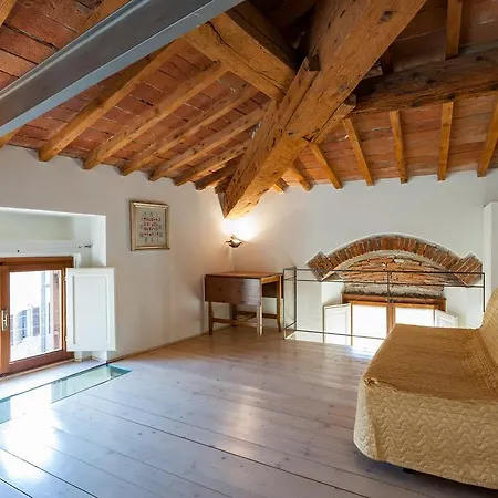 Peruzzi  Charming In Santa Croce Apartament