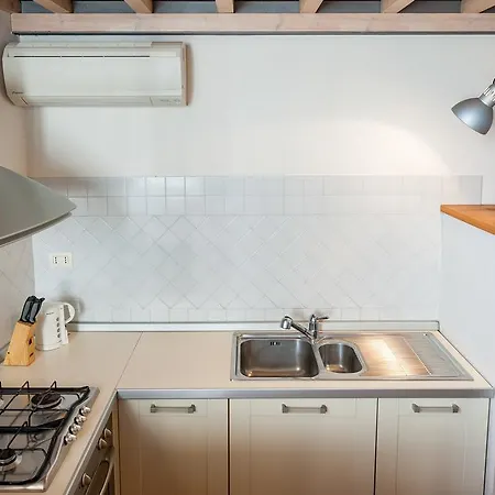 Apartament Peruzzi  Charming In Santa Croce Florencja